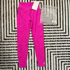 Bombshell Sportswear in neon pink berry